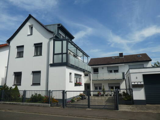 Haus zum Kauf 490.000 € 6 Zimmer 220 m² 298 m² Grundstück Wölfersheim 61200