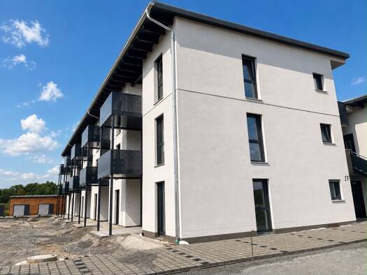 Wohnung zur Miete - Erstbezug 720 € 2 Zimmer 54,8 m² frei ab 01.09.2026 Landau Landau an der Isar 94405