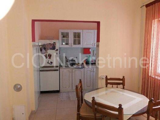 Wohnung zur Miete 800 € 4 Zimmer 75 m² Podstrana