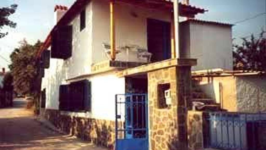 Einfamilienhaus zum Kauf 147.000 € 4 Zimmer 106 m² 136 m² Grundstück Kalivia/Limenaria 64002