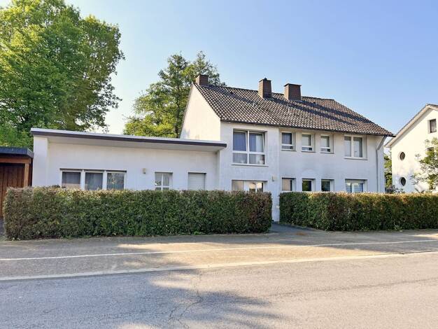 Mehrfamilienhaus zum Kauf als Kapitalanlage geeignet 369.000 € 7 Zimmer 190 m² 1.017 m² Grundstück Löhne Löhne 32584