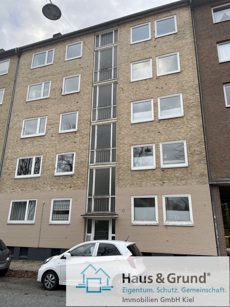 Wohnung zur Miete 1.100 € 3 Zimmer 70,7 m²<br/>Wohnfläche 01.02.2025<br/>Verfügbarkeit Waitzstraße 39a Blücherplatz Kiel 24105