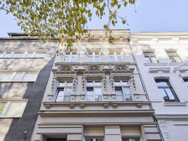 Mehrfamilienhaus zum Kauf als Kapitalanlage geeignet 1.295.000 € 327 m² 159 m² Grundstück Ehrenfeld Köln 50823