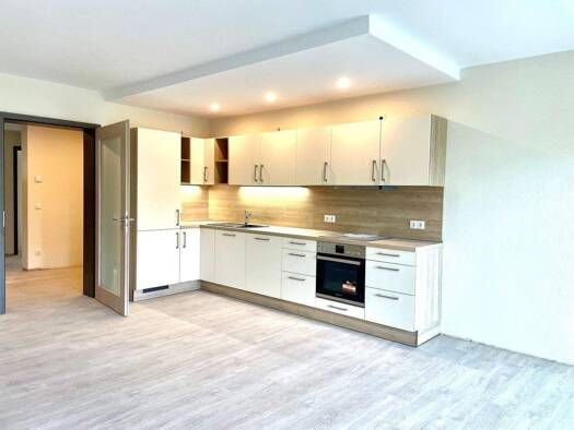 Wohnung zur Miete 1.490 € 4 Zimmer 114,8 m² 1. Geschoss frei ab 31.12.2026 Spremberger Vorstadt Cottbus 03050