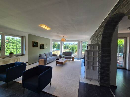 Einfamilienhaus zur Miete 2.500 € 7,5 Zimmer 222 m² 1.000 m² Grundstück frei ab sofort Lünern Unna 59427