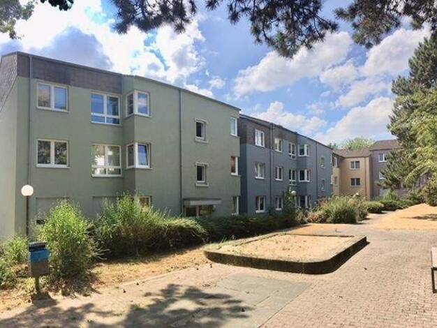 Wohnung zur Miete 932 € 3 Zimmer 81,3 m² 1. Geschoss frei ab 04.02.2026 Schliemannstraße 17 Hochdahl Erkrath 40699