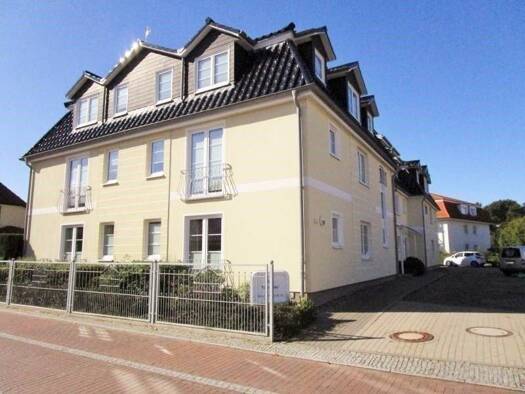 Wohnung zum Kauf 339.000 € 2 Zimmer 48,2 m² frei ab sofort Hermann-Häcker-Straße 42 Kühlungsborn 18225