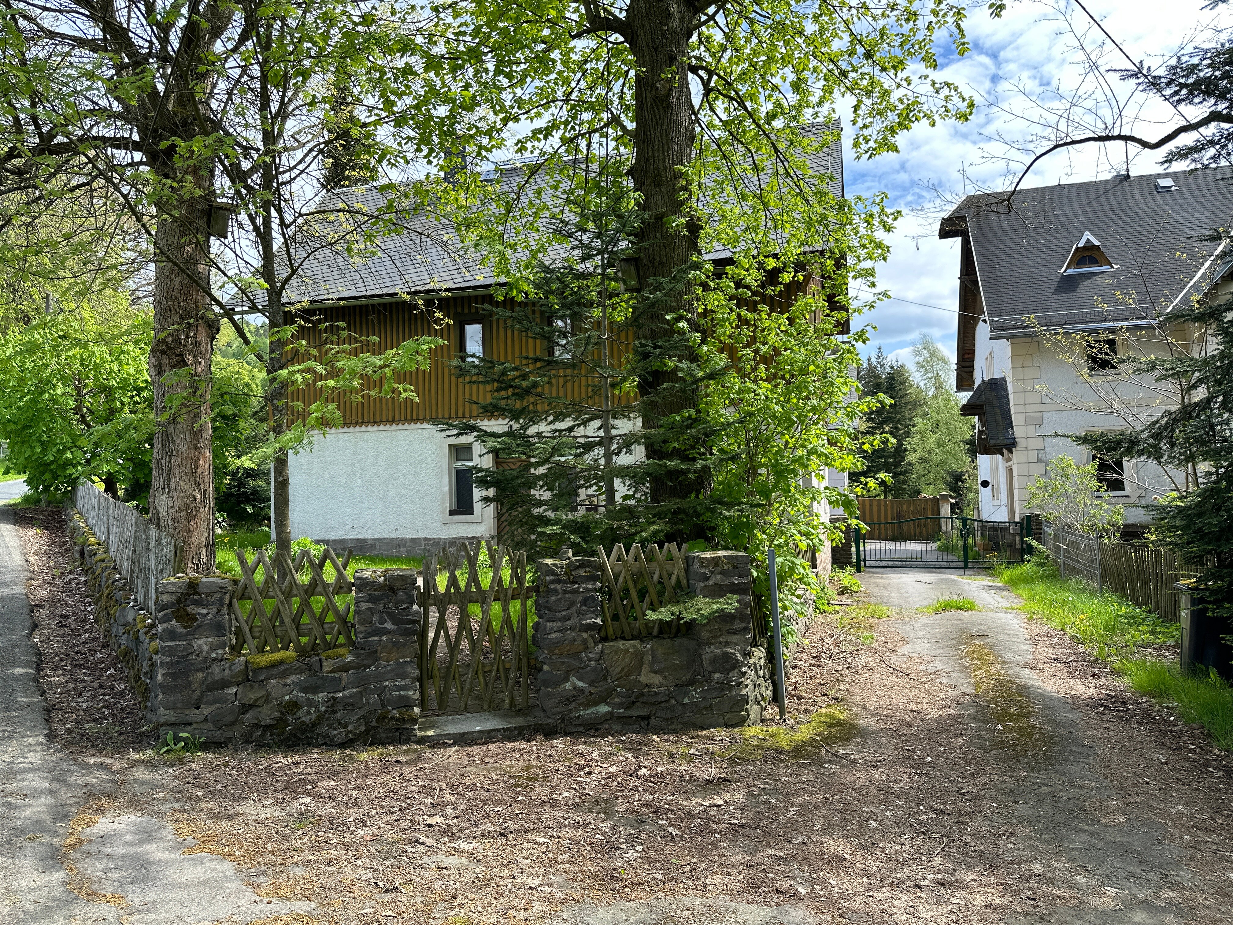 Mehrfamilienhaus zum Kauf 230.000 € 20 Zimmer 405 m²<br/>Wohnfläche 4.924 m²<br/>Grundstück ab sofort<br/>Verfügbarkeit Olbernhau Olbernhau 09526