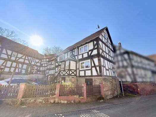 Einfamilienhaus zum Kauf 99.000 € 5 Zimmer 138 m² 299 m² Grundstück Ebsdorf Ebsdorfergrund 35085