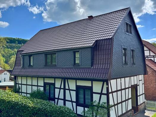 Einfamilienhaus zum Kauf 109.000 € 8 Zimmer 145 m² 371 m² Grundstück Suhl Suhl 98529