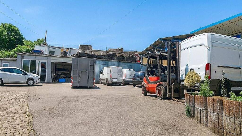 Gewerbeobjekt zum Kauf als Kapitalanlage geeignet 1.100.000 € 21 Zimmer 515 m² 1.920 m² Grundstück Hofstede Bochum 44809