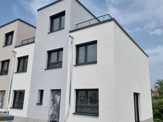 Doppelhaushälfte zum Kauf - Erstbezug provisionsfrei 634.300 € 5 Zimmer 130,3 m² 195 m² Grundstück Steinheim Hanau 63456