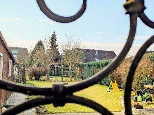 Einfamilienhaus zum Kauf 295.000 € 3 Zimmer 103 m² 656 m² Grundstück Bödickerstraße 13 Kleve Kleve 47533