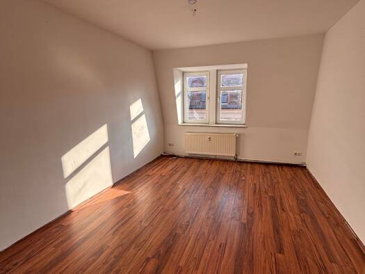 Wohnung zur Miete 280 € 3 Zimmer 56 m² Geschoss 3/3 frei ab sofort Parkstraße 22 Zeitz 06712