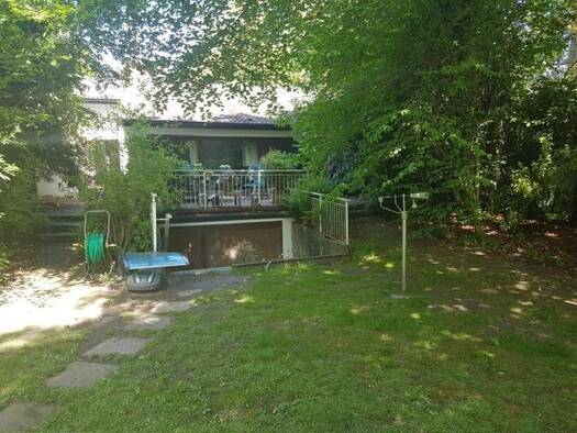 Einfamilienhaus zum Kauf 598.000 € 7 Zimmer 235 m² 1.304 m² Grundstück frei ab sofort Garstedt Norderstedt 22848