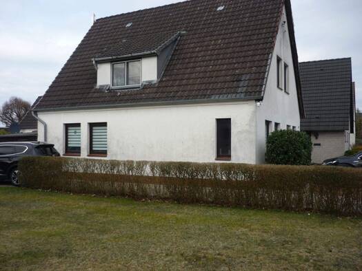 Einfamilienhaus zum Kauf 299.000 € 6 Zimmer 150 m² 1.635 m² Grundstück frei ab sofort Tungendorf Tungendorf 24536