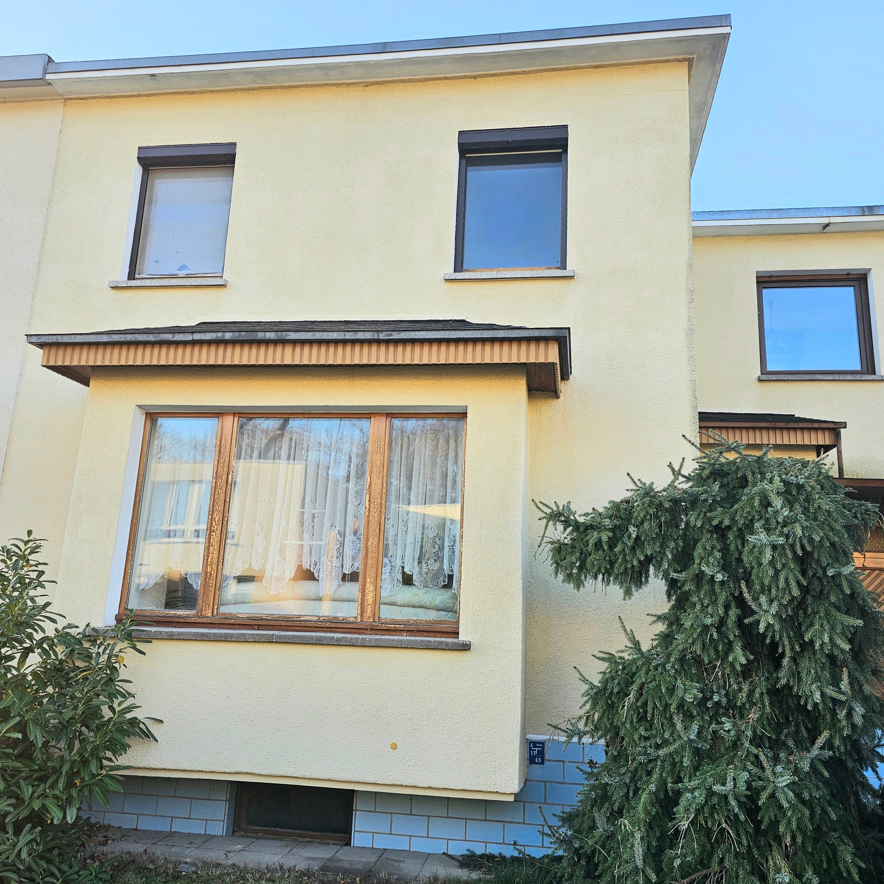 Reihenendhaus zum Kauf 85.000 € 4 Zimmer 95 m²<br/>Wohnfläche 424 m²<br/>Grundstück ab sofort<br/>Verfügbarkeit Süd 43 Dessau-Roßlau 06849