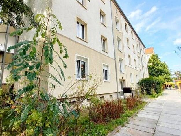 Wohnung zur Miete 638 € 3 Zimmer 73,5 m² frei ab 21.04.2026 Mosenstr. 11 Striesen-West Dresden 01309
