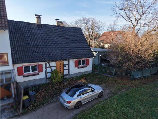 Einfamilienhaus zum Kauf 259.000 € 4 Zimmer 100 m² 1.354 m² Grundstück Ortsgebiet Ottersweier 77833