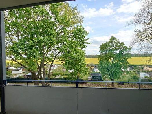 Wohnung zur Miete 360 € 3 Zimmer 61 m² 2. Geschoss frei ab 01.10.2026 Am Hang Pausitzer Delle Riesa 01589