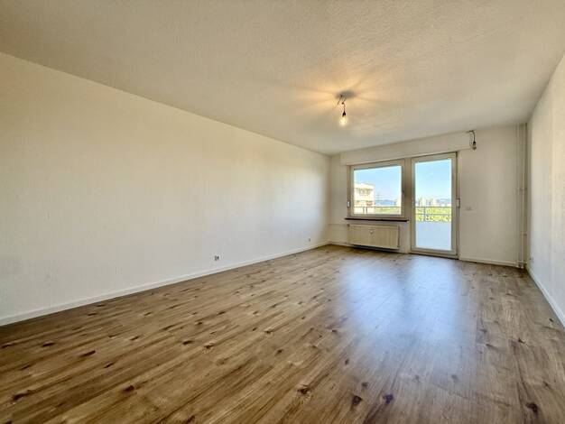 Studio zur Miete 400 € 1 Zimmer 33 m² 7. Geschoss Käfertal 68309