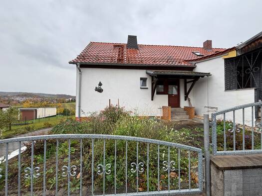 Doppelhaushälfte zum Kauf provisionsfrei 99.000 € 4 Zimmer 80 m² 1.000 m² Grundstück Obere Waldstraße 5 Pößneck,Stadt Pößneck 07381