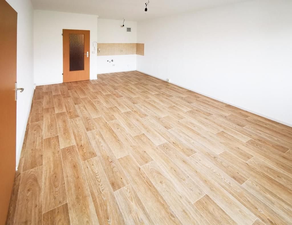 Wohnung zur Miete 267 € 2 Zimmer 37,2 m²<br/>Wohnfläche 4.<br/>Geschoss 01.03.2025<br/>Verfügbarkeit Str. Usti nad Labem 37 Kappel 823 Chemnitz 09119