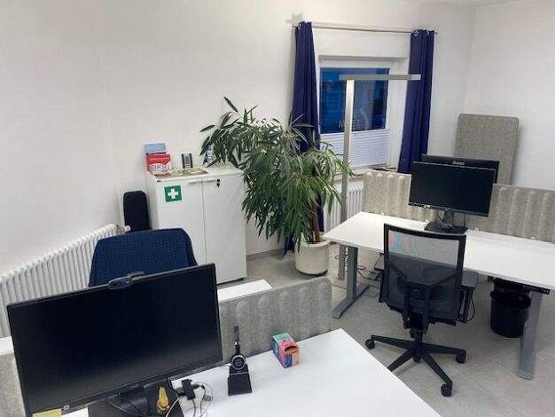 Bürofläche zur Miete provisionsfrei 285 € 8 m² Bürofläche Robert-Bosch-Str. Warmbronn Leonberg 71229
