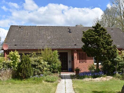 Einfamilienhaus zum Kauf 236.000 € 4 Zimmer 116 m² 2.399 m² Grundstück Sönnebüll 25821
