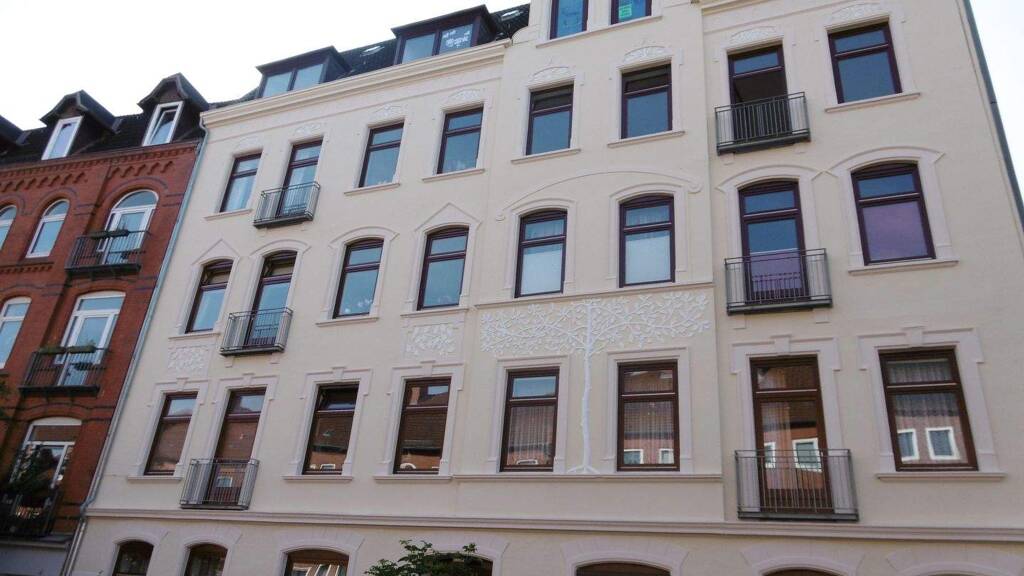 Wohnung zur Miete 1.050 € 3 Zimmer 110 m² 3. Geschoss frei ab 01.03.2026 Kaiserstraße 77A Gaarden-Ost Kiel 24143