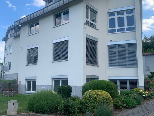 Wohnung zur Miete 950 € 3 Zimmer 119 m² Windecken Nidderau 61130
