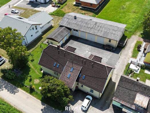 Mehrfamilienhaus zum Kauf als Kapitalanlage geeignet 410.000 € 597,2 m² 1.365 m² Grundstück Gallizien 9132