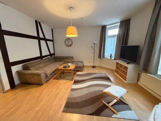 Wohnung zur Miete 720 € 2 Zimmer 60 m² 1. Geschoss frei ab 01.02.2026 Altstadt Schwerin 19055