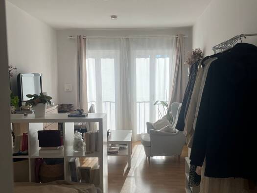Studio zur Miete 505 € 1 Zimmer 30 m² Geschoss 3/4 frei ab 16.09.2026 Innenstadt Erlangen 91052