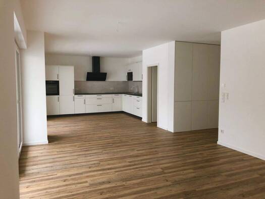 Wohnung zur Miete 1.330 € 3 Zimmer 102,3 m² 1. Geschoss frei ab sofort Marienstraße Eisenach 99817