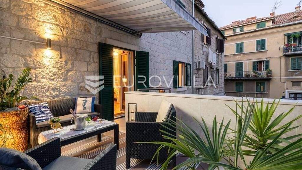 Wohnung zur Miete 1.000 € 2 Zimmer 95 m² 1. Geschoss Bacvice Manus - Bol - Gripe