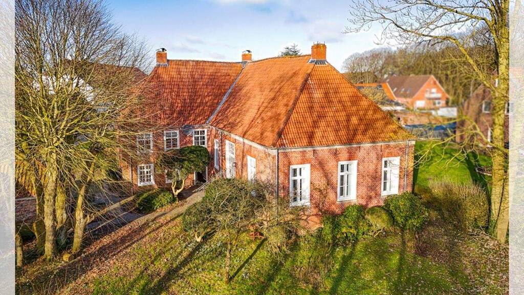 Einfamilienhaus zum Kauf 620.000 € 7 Zimmer 270 m² 1.642 m² Grundstück Groothusen Krummhörn 26736