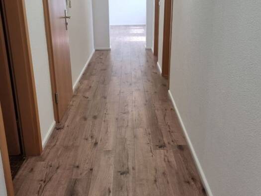 WG-Zimmer zur Miete 1.100 € 3 Zimmer 87 m² Geschoss 1/7 frei ab 01.09.2026 Möglingen 71696