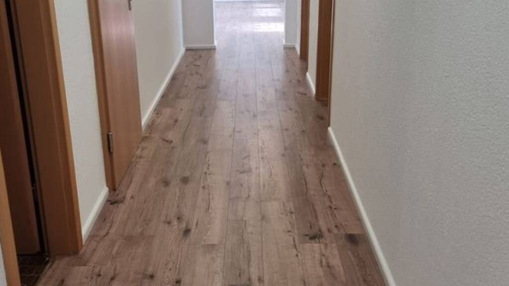 WG-Zimmer zur Miete 1.100 € 3 Zimmer 87 m² Geschoss 1/7 frei ab 01.09.2026 Möglingen 71696