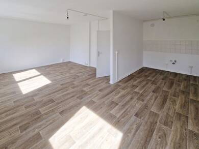 Wohnung zur Miete 325 € 3 Zimmer 55,7 m² 10. Geschoss Albert-Einstein-Straße 18 Nördliche Neustadt Halle (Saale) 06122