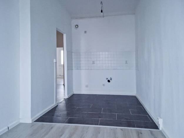 Wohnung zur Miete 291 € 3 Zimmer 55,6 m² 13. Geschoss Carl-Schorlemmer-Ring 28 Nördliche Neustadt Halle (Saale) 06122