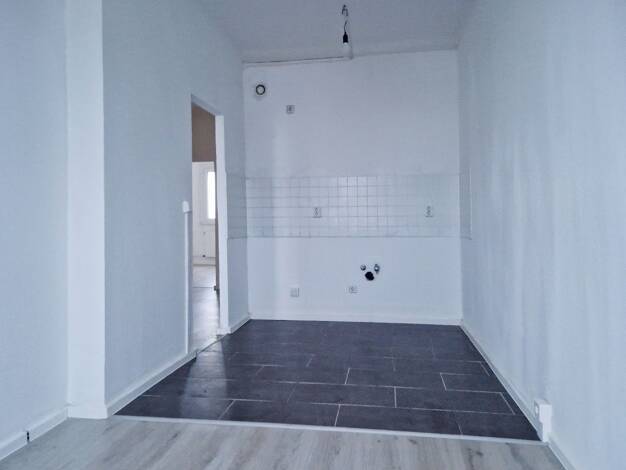 Wohnung zur Miete 291 € 3 Zimmer 55,6 m² 13. Geschoss Carl-Schorlemmer-Ring 28 Nördliche Neustadt Halle (Saale) 06122