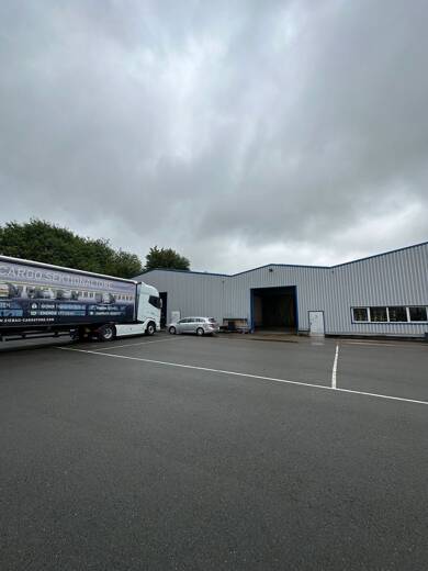 Lagerhalle zur Miete 1.500 € 300 m² Lagerfläche Alsbacher Straße 18 Bolzenbach  /  Schümmerich Lindlar 51789