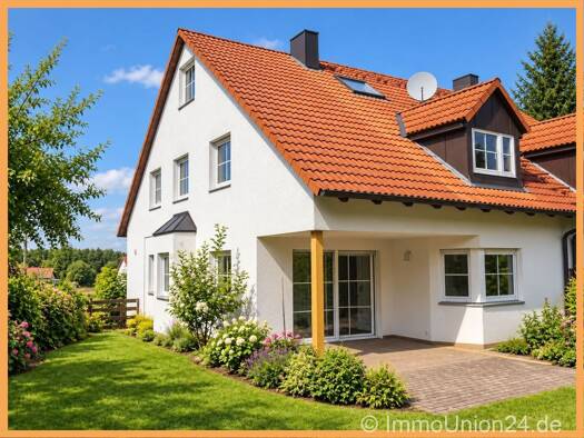 Doppelhaushälfte zur Miete 1.600 € 5,5 Zimmer 160 m² 487 m² Grundstück frei ab 15.01.2027 Oberschöllenbach Eckental 90542
