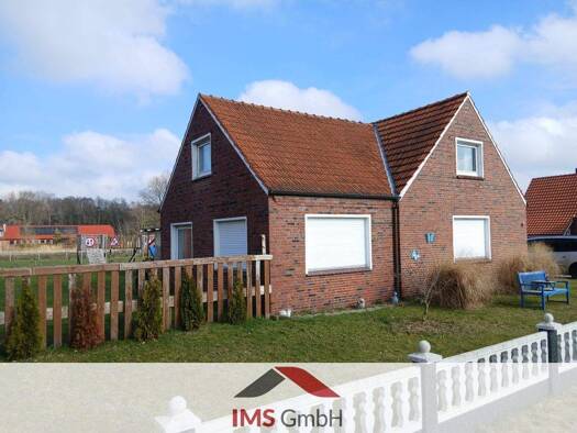 Einfamilienhaus zum Kauf 199.800 € 6 Zimmer 154 m² 1.012 m² Grundstück Stapelmoor Weener 26826