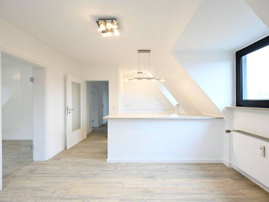 Maisonette zur Miete 900 € 3 Zimmer 80 m² frei ab sofort Frohnhausen Essen 45145