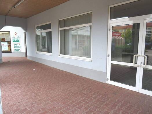 Verkaufsfläche zur Miete provisionsfrei 4 € 200 m² Verkaufsfläche Pleißenanger Lauterbach Neukirchen/Pleiße 08459