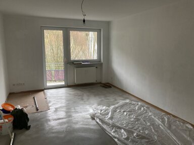 Wohnung zur Miete 482 € 4 Zimmer 80,4 m² 1. Geschoss Buchenstraße 15 a Breidenbach Breidenbach 35236