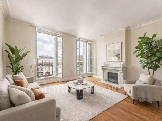 Wohnung zum Kauf 714.000 € 4 Zimmer 126 m² 3. Geschoss Centre ville Bordeaux 33000