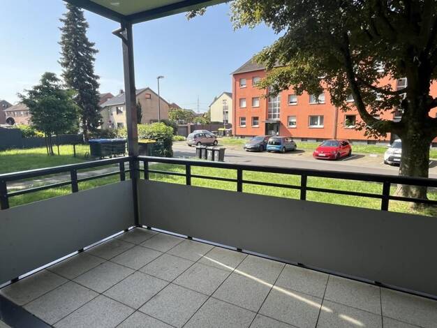 Wohnung zum Kauf provisionsfrei 229.000 € 4 Zimmer 90,9 m² EG August-Schmidt-Str. 3 Dürwiß Eschweiler 52249